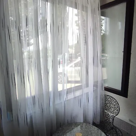 Appartement Studio In Town Centre Omiš