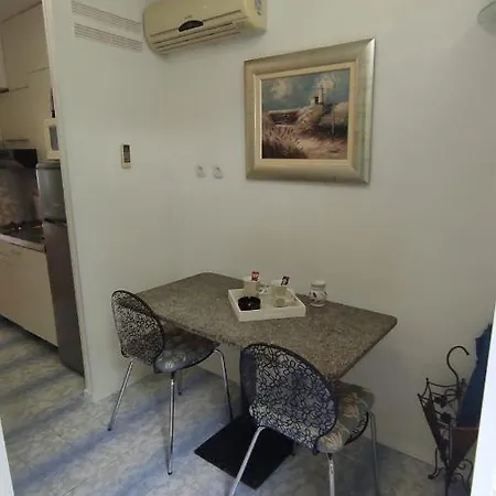 Studio In Town Centre * 奥米什
